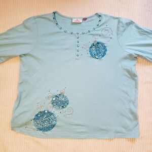 Quaker Factory Festive Holiday Top 1x